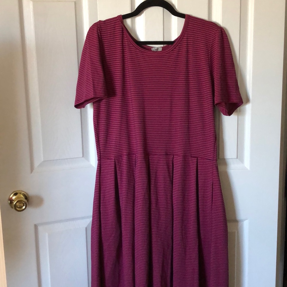 LuLaRoe Amelia dress with pockets